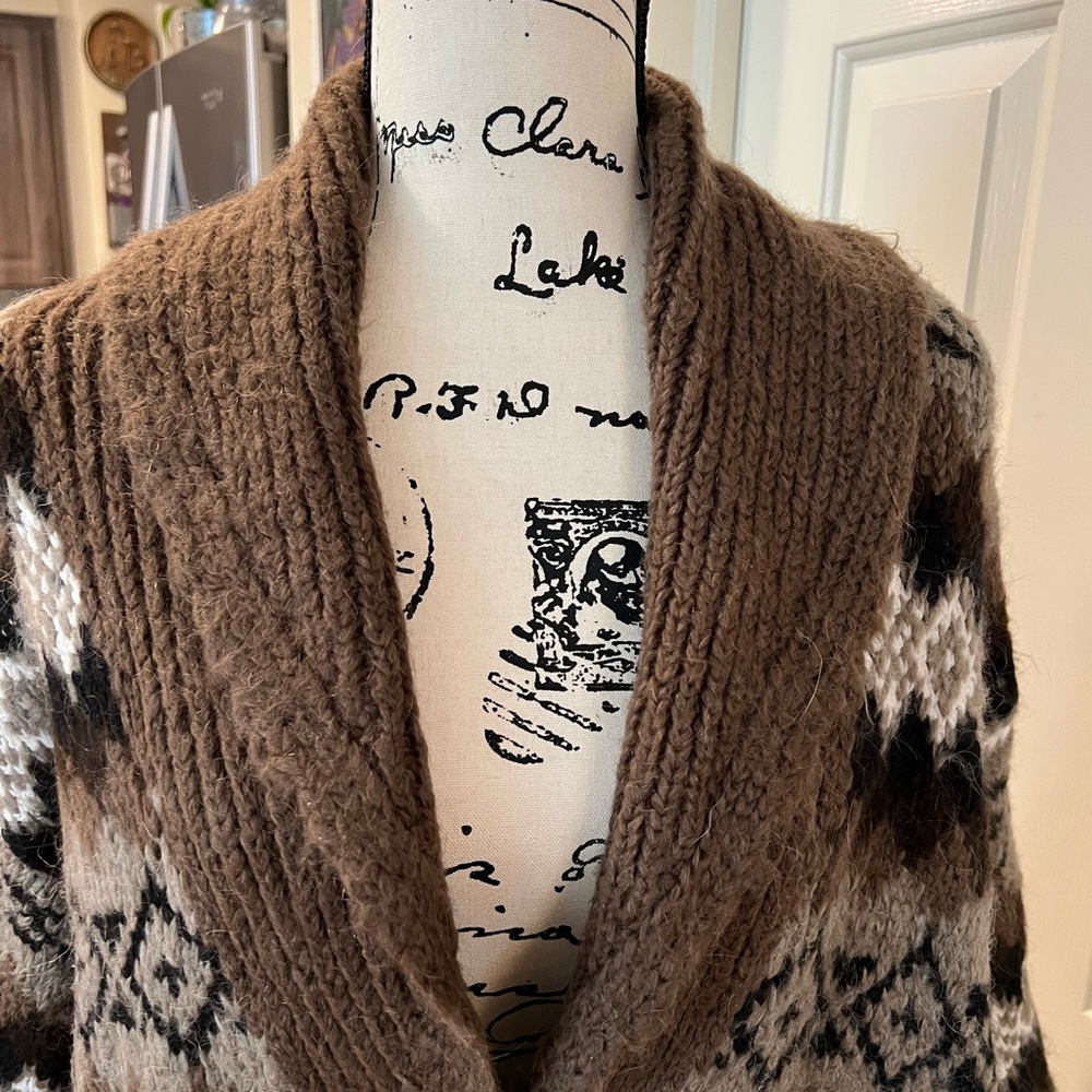 Perfect For Fall. - image 2